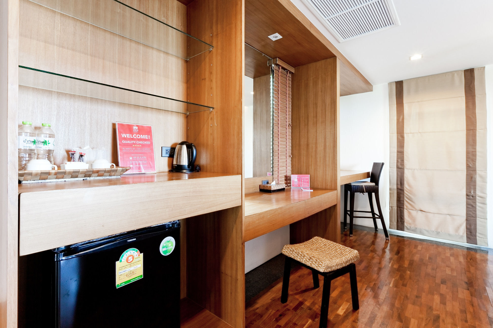 Zen Premium Chalong Phuket Hotel Buitenkant foto